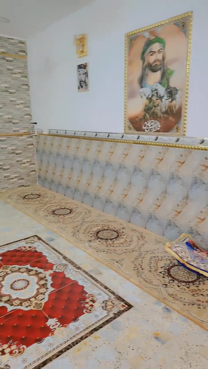 دار للبيع مع الأثاث المساحه ١٤٠ متر بناء حديث حي طارق القديم الإتصال *********** +  ***********
