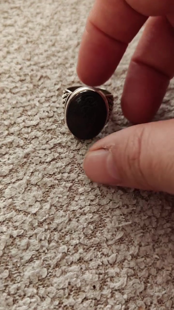 يمانية • قشره سوده • يدوية ثقيلة