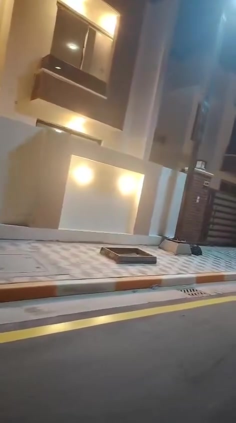 مو بس بيوت… هذا المكان صار حياة وراحة واطمئنان 🤍

أجمل شي تشوف الناس بعد ما سكنت بـ مجمع الرياحين السكني، مرتاحين ببيوتهم، وأطفالهم يعيشون بأجواء هادئة، وكل يوم يكتشفون معنى جديد للاستقرار.

لأن قرار السكن مو بس تشتري بيت…
قرار السكن هو تختار المكان اللي ترتاح بيه وتطمن على عائلتك.

ومجمع الرياحين اليوم مو مجرد مشروع…
هو ناس سكنت، وارتاحت، وبدأت حياتها الجديدة. 🏡🌿

وإنت… شنو تنتظر حتى تكون واحد من أهل الرياحين؟
ارض الـــريـاحــيـــن لـلعـقار ***********
