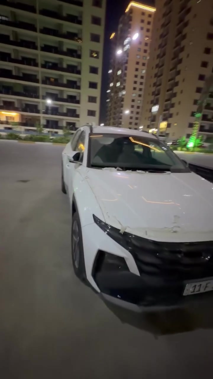 هونداي توسان 2026 شكل الجديد كليا زيرو صفر كيلو متر رقم بغداد ما ماشيه ابد فول عده الفتحه مثبت لوحات تحويل ثاني يوم سعرها 230 ورقه *********** بغداد الكرخ
