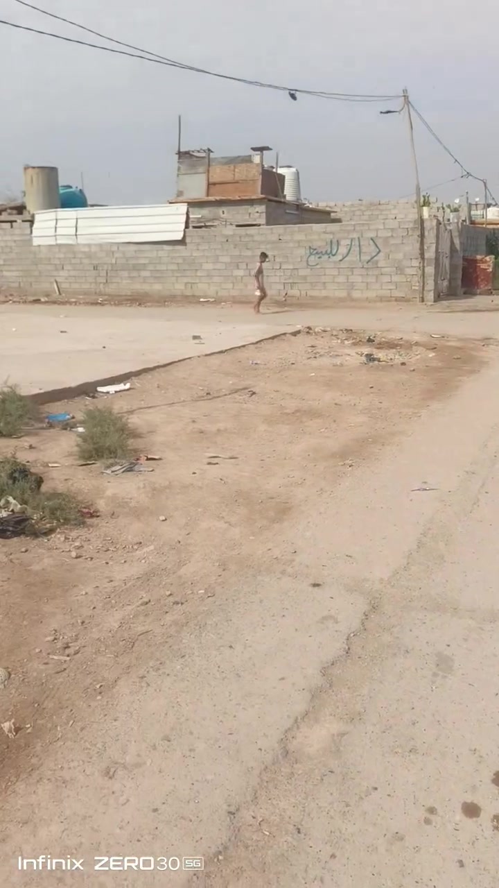 دار للبيع • ٢٠٠م • مجمع الخمسة آلاف