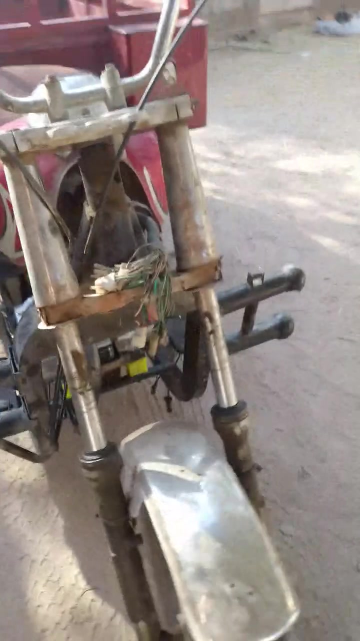 سلام عليكم ستوته للبيع ادوات مساعه الصبح ذابلها مكينه الله يشهد مكاني بصره ابو الخصيب حمدان اريدها ب٧٥٠ وبيها مجال للشراي رقم الهاتف ***********
