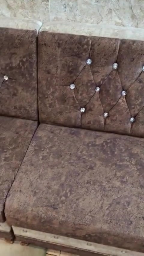 ديوان • مستعمل • ٣٢٥×٢٢٥ سم