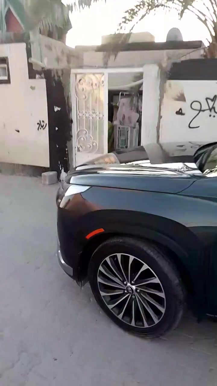 البيع البيع البيت الرضوية 4
البيت ركن  
مساحته 180متر 
غرفتين وصاله ومطبخ وستقبال
وصحيات داخل وخارج 
الاستفسار على الرقم ***********
السعر 75معه المجال القليل 
قريب على الشارع
