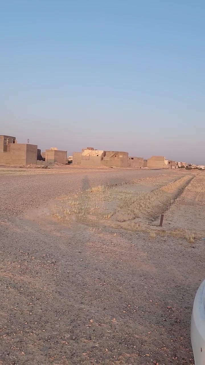 قطعتين متجاورتين للبيع مساحه كل واحده ١٠٠ متر مربع ١٠ في ١٠ ممكن بيع ١٠٠ او ٢٠٠ متر تكريت بدايه المسيج بصف ال ١٧ الاف  مكانها مميز للاستفسار *********** او مراجعه مكتب مياسين للعقار الأستثماري
