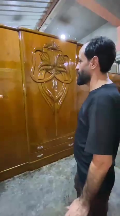 غرفه 6 باب ملحق صاج داخل وخارج ضهر جرجوبه شغل درجه اولى مستعمل موديل دنك جاوي مستعمل نظيف بغداد الأمين الثانية ***********

