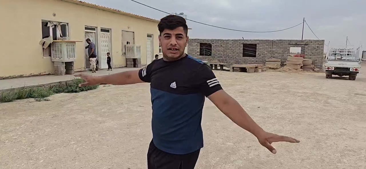 اخوان السلام عليكم عندنا قاعات مال دجاج للبيع في واحد يريد خلي يخابر على اي رقم
***********
***********

