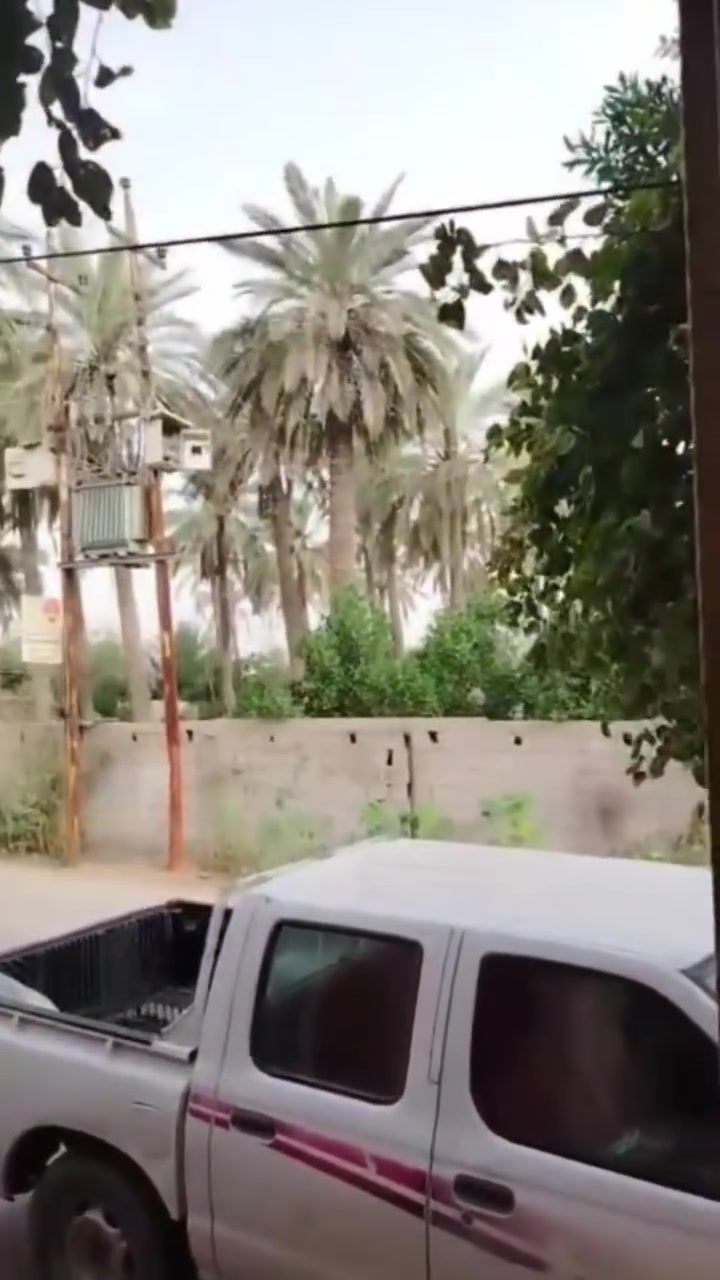 سلام عليكم 💞
بيت للبيع الموقع الامين ثانيه دور نفط زراعي
مساحة ١٥٠.متر والبيت ركن عشره في عشره
وسعر مناسب
وطابق الأول كامل
وثاني هيكل بس كامل
الفوك ٣غرف مع حمام مع صاله 
 للاستفسار خاص
او رقم تواصل هذا ***********
