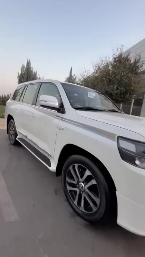 لاند كروزر • ٢٠١٩ • السليمانيه