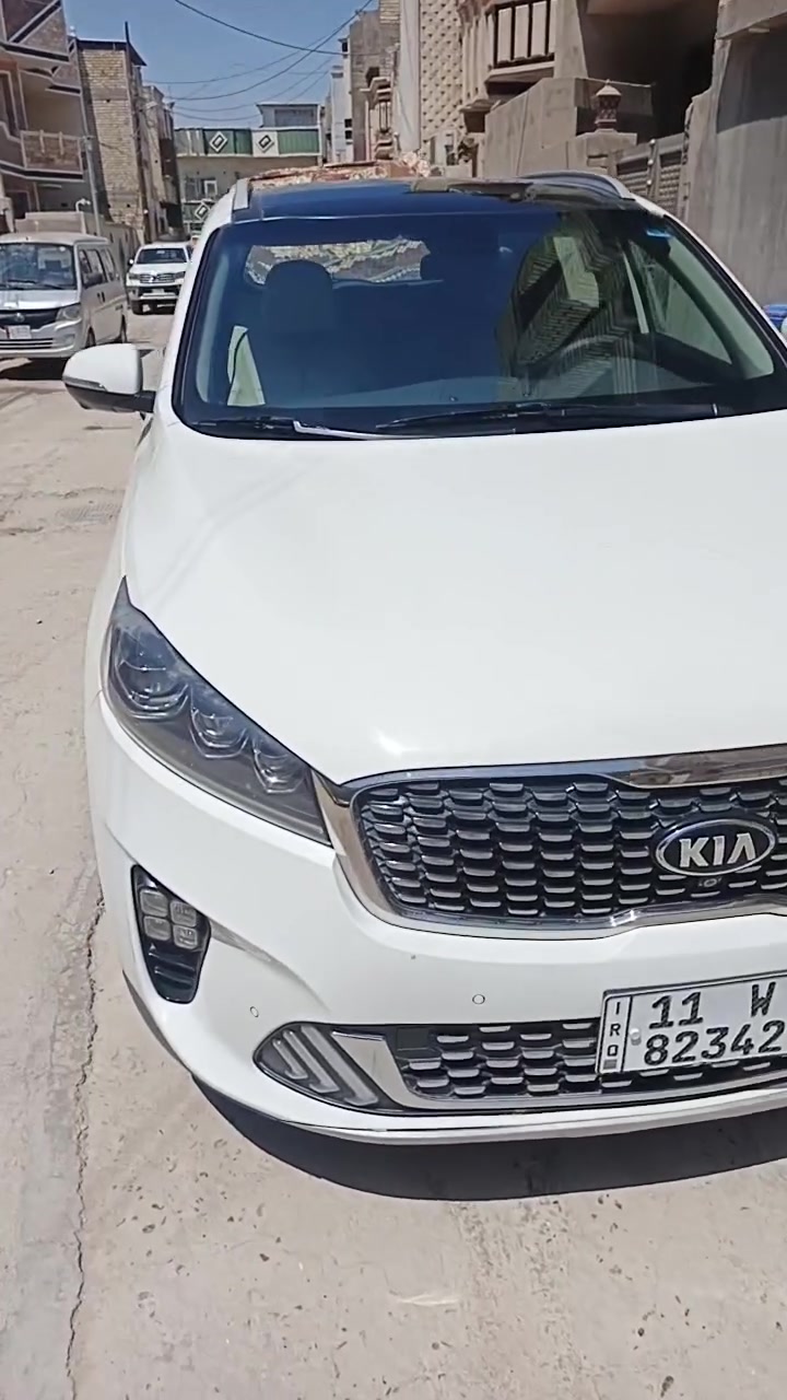سورتنو فول واحد على واحد 
موديل 20
سياره مزوعه موصفات فر ويل 
خمس كامرات 
كشنات دتفه دبريد 
فتحه 6سندر 
سياره بل حقيقه احله من صوره 
متواجد خاص 
رجان رجان رجان رجان 
سوناره موجود بل منشور لا خابرني ودكلي شبيه ما بيه 
تكد من سونار وذا عجبتك اهلن وسهلن 
ما عجبتك هم اهلن وسهلن 
وهاذه رقمي ***********
وتحياتي لكم 
سعر 220 وبيه مجال لشراي
