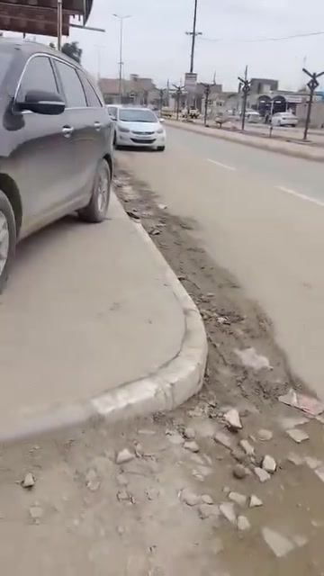 الـــــــدار لـــلـــبـــيـــع
* طابو صرف 
* المساحة 400م الواجهه 20 والنزال 20
* العنوان حي الوحده 
*            التـــفـــاصـــيـــل بالفيديو 
* البيت بناء قديم   وبي مشتملين   
السعر 240 وقابل للتفاوض
للاستفسار   اتصل فقط ***********
