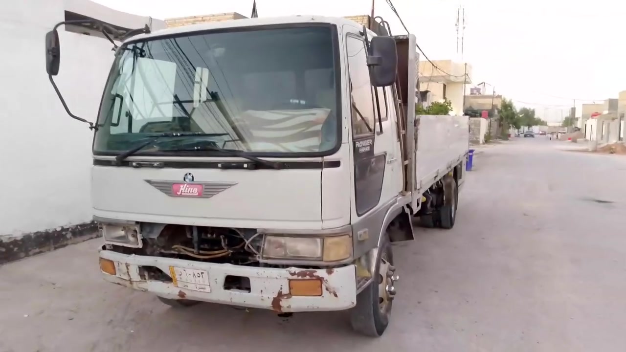 رقم هاتف نقال هو ***********
