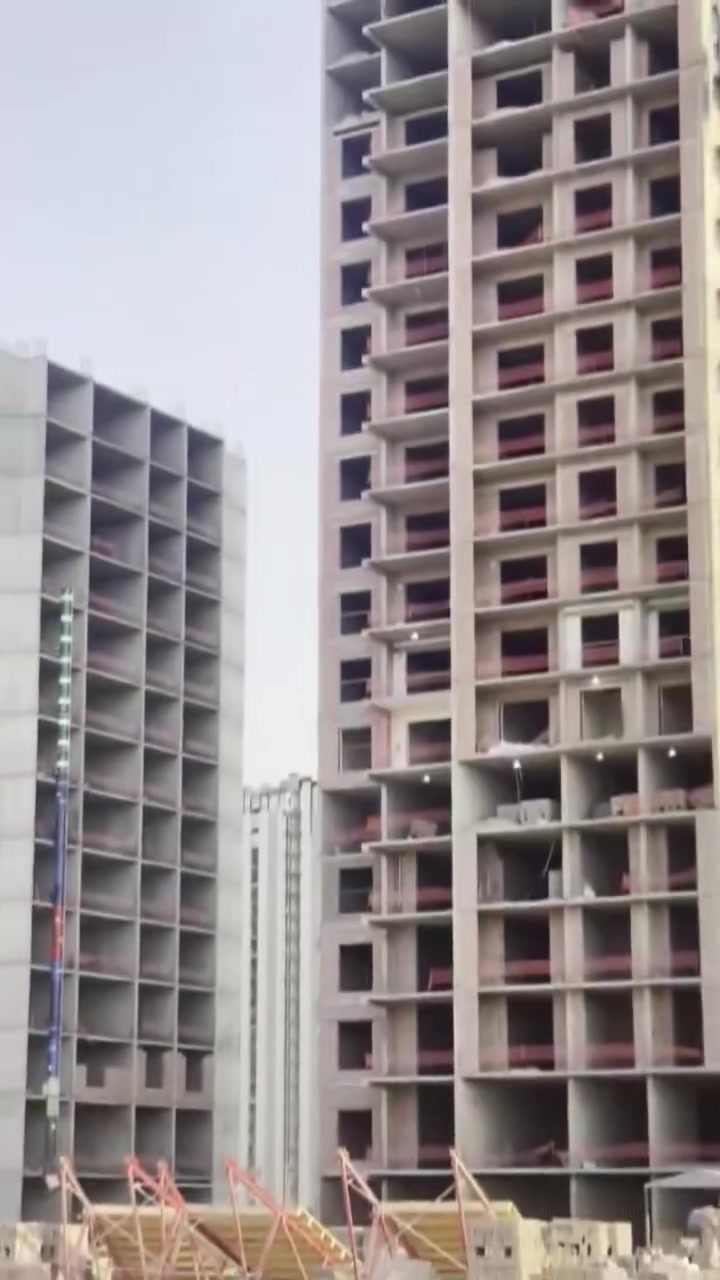 مراحل العمل في مجمع ابراج الحياة 
***********
