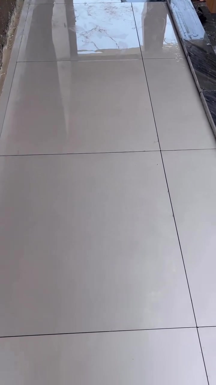 يوجد لدينا كادر مختص بجميع 
 أنواع التطبيك والبخ شغل درجه أولى استلام مهندس
***********
