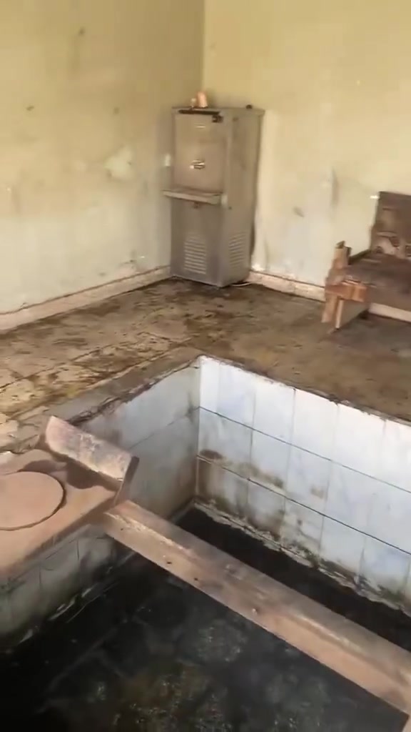 محل خدمي للبيع في الموفقيه مقابل محطة الجمهوريه اصولي للأستفسار *********** واتساب فقط
