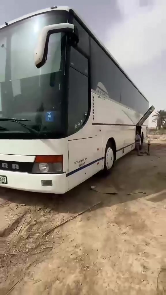 كنتوريه • مرسيدس ٢٠٠١ • للبيع
