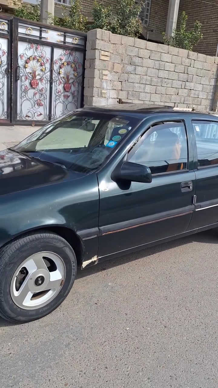فتحة سقف • ١٩٩٤ • رقم بغداد