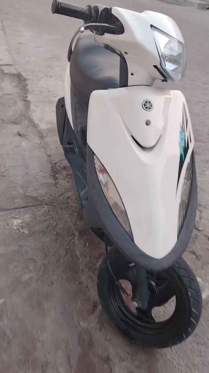 ماكس عدلة • ١٢٠ • كفالة