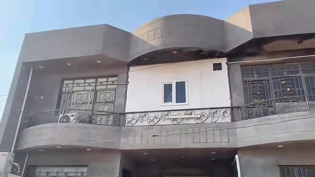 بيت للبيع • ٢٠٠م • طابقين