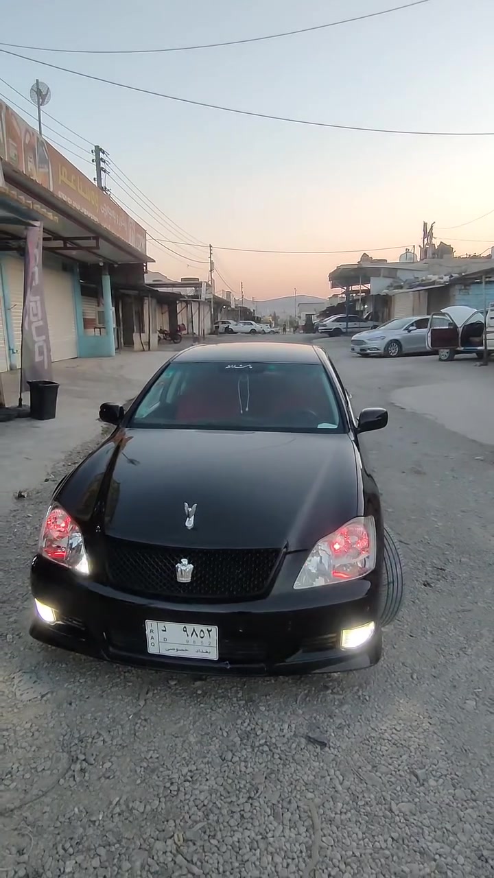 شاهینە atlat 2005 سپۆڕت کامل مەسرەف کراوەو ماڵی دۆستە سەیارەکە 143000 ڕۆشتوە ساج سور کوشن vip تەبرید ساردو گەرم بەشەرت سەیارەکە بچوک بە بچوکە گێڕو مەکینە بەشەرت کۆد کراو بۆزانینی نرخ پەیوەندی بکەبە ***********
