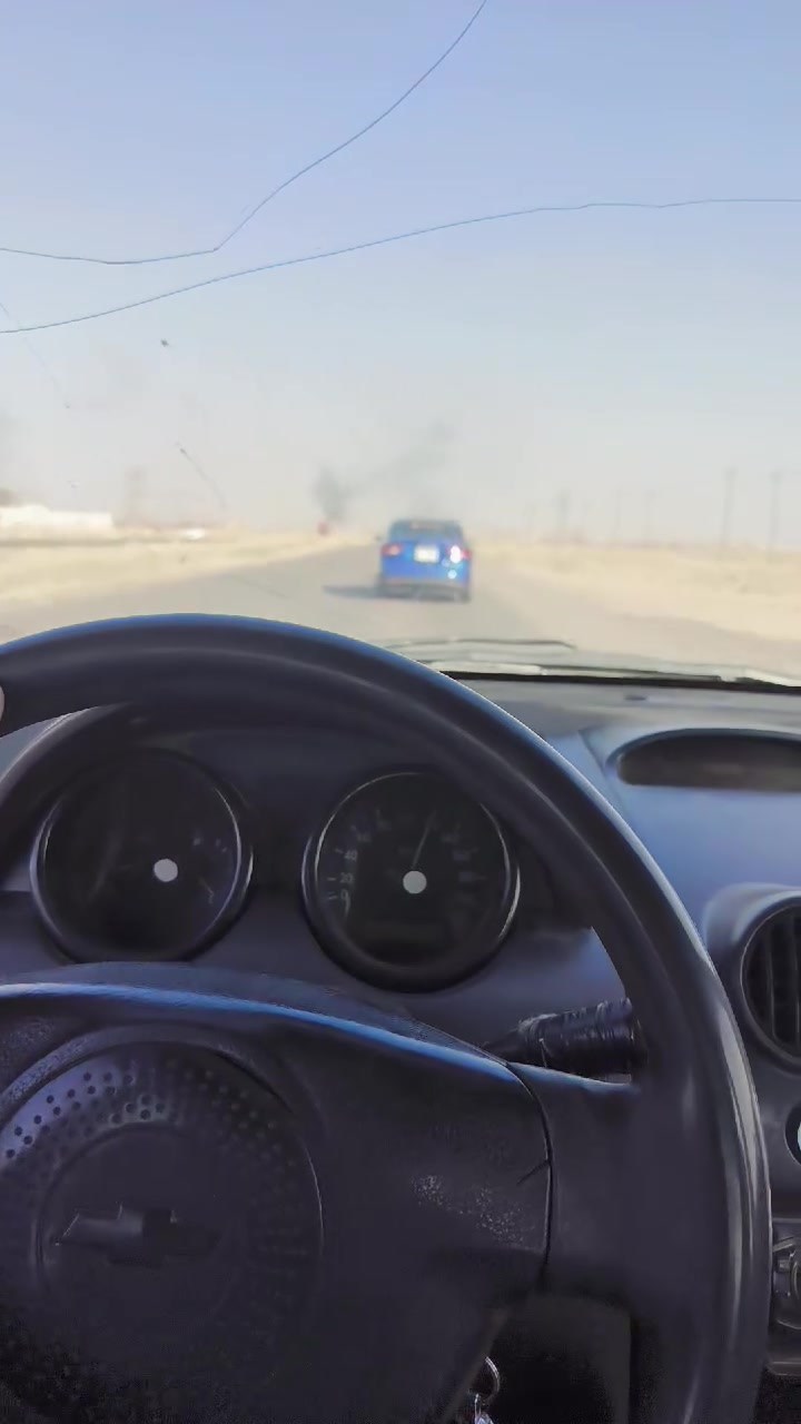 سلام عليكم سيارة جديدة نضافه فول كير محرك بالشرط تدفئة تبريد كامل مكرك اربعه بستم
رقم اربيل طبق الاصل متومه كصه مكان كركوك السعر 48 وترهم مراوس بتكسي 
رقم الموبايل ***********
