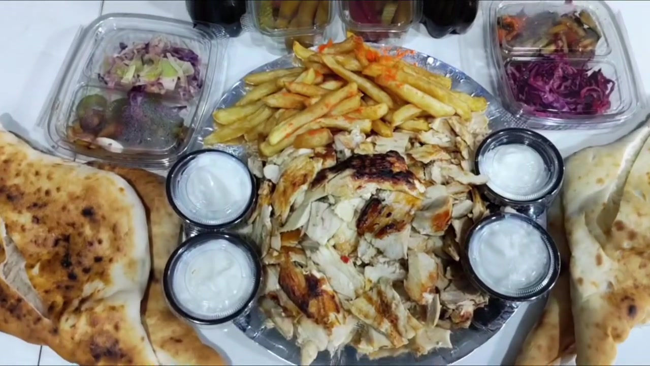 شاورما و فلافل علي دبل الشهيره 
طبق نص كيلو شاورما 
. 
أرقام التوصيل
***********
***********
. 
الكرغوليه السايد الواحد قرب الدكتوره رشا الشمري
