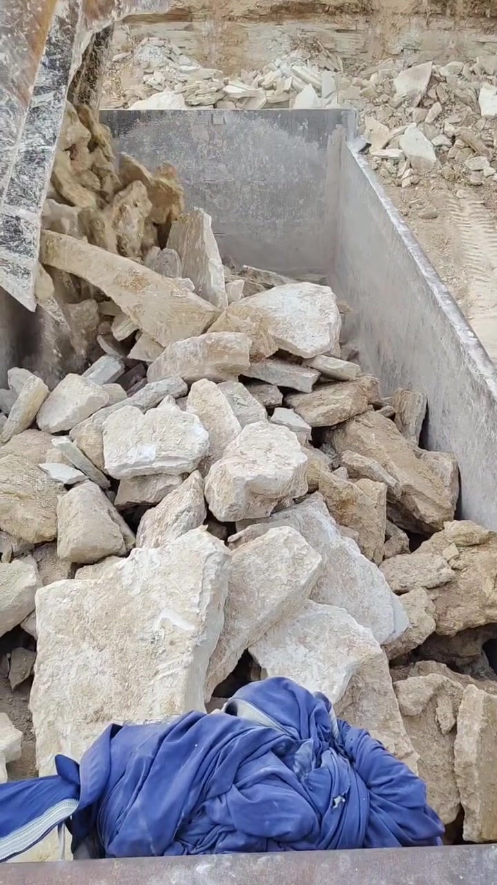 حجر ورك بناء، ***********
