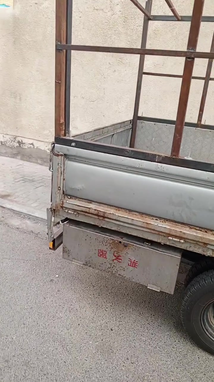 يتكون دبل قماره نيسان سنويه 2030,رقم جديد انكليزي تخم تايرات جديد سياره جاهزه للشغل كير ومكينه كفاله السعر 45 بيه مجال  الرقم تلفون ***********
