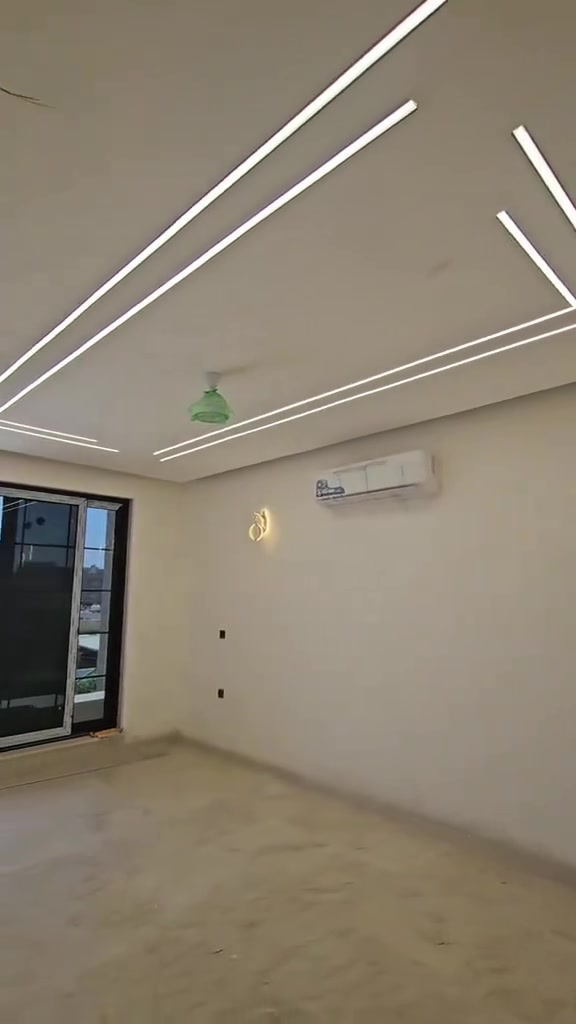 جاهزين كادر كامل لصبغ وترميم واجهات المنازل وصبغ الأبواب والشبابيك و ديكورات الفوم وغيرها للاستفسار ***********
