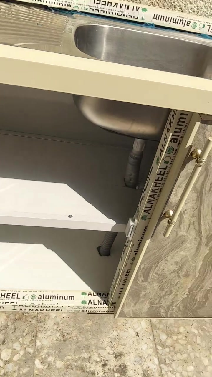 سنك للبيع جديد كلش العنوان بغداد الشهداء العبيدي
***********

