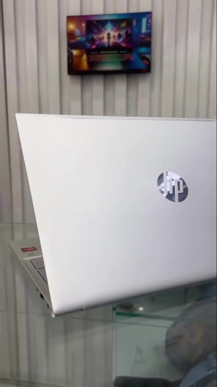 HP • i5 الجيل السابع • رام ٤ جيجا