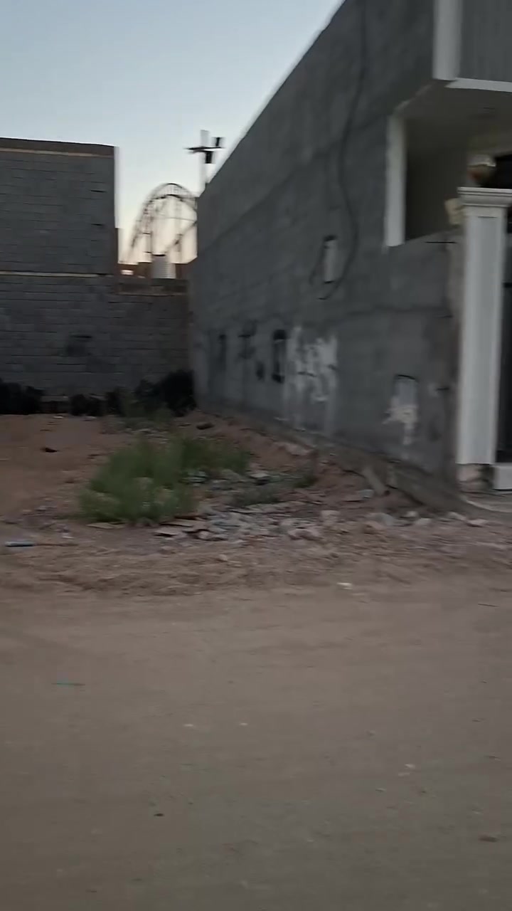 الله بالخير قطعه ٢٠٠ متر ركن مدفونه سبيس كربلاء العطيشي حي نجاح قرب حي حردان تبعد عن الشارع ١٥٠ متر اقرار محكمه مرتبه حلوه ركن ***********
