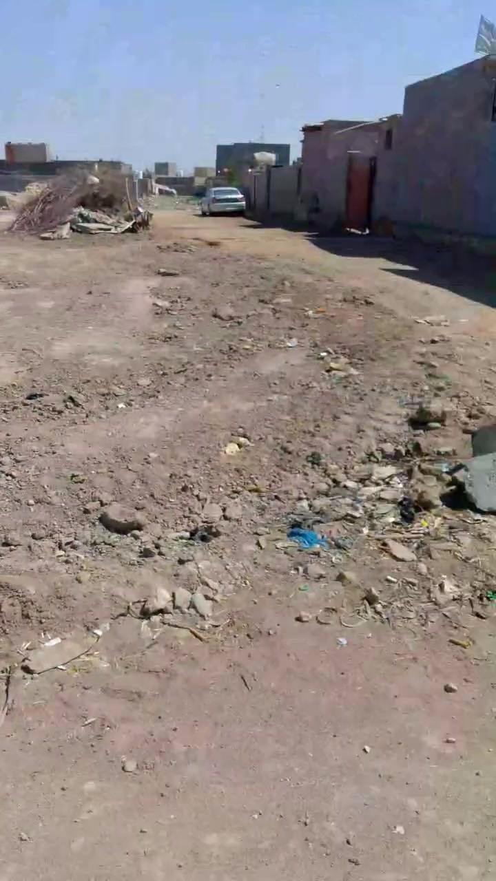السلام عليكم قطعه زراعي للبيع حي الشهداء بل قرب من بيت حيدرالدغيم مساحه250رقم***********
