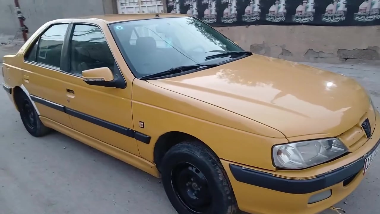 السلام عليكم سياره بيجو موديل ١٥ السياره بيها باب تبديل الجهة اليسره خلف السايق والاهللالات معمره السياره رقم انكليزي السنويه صاقطه صارلها ثمانية اشهر السياره باسمنا  الاتصال *********** بغداد الامين  السعر ٤٥ وبيها مجال والشراي يتصل وبي خير ويدلل

