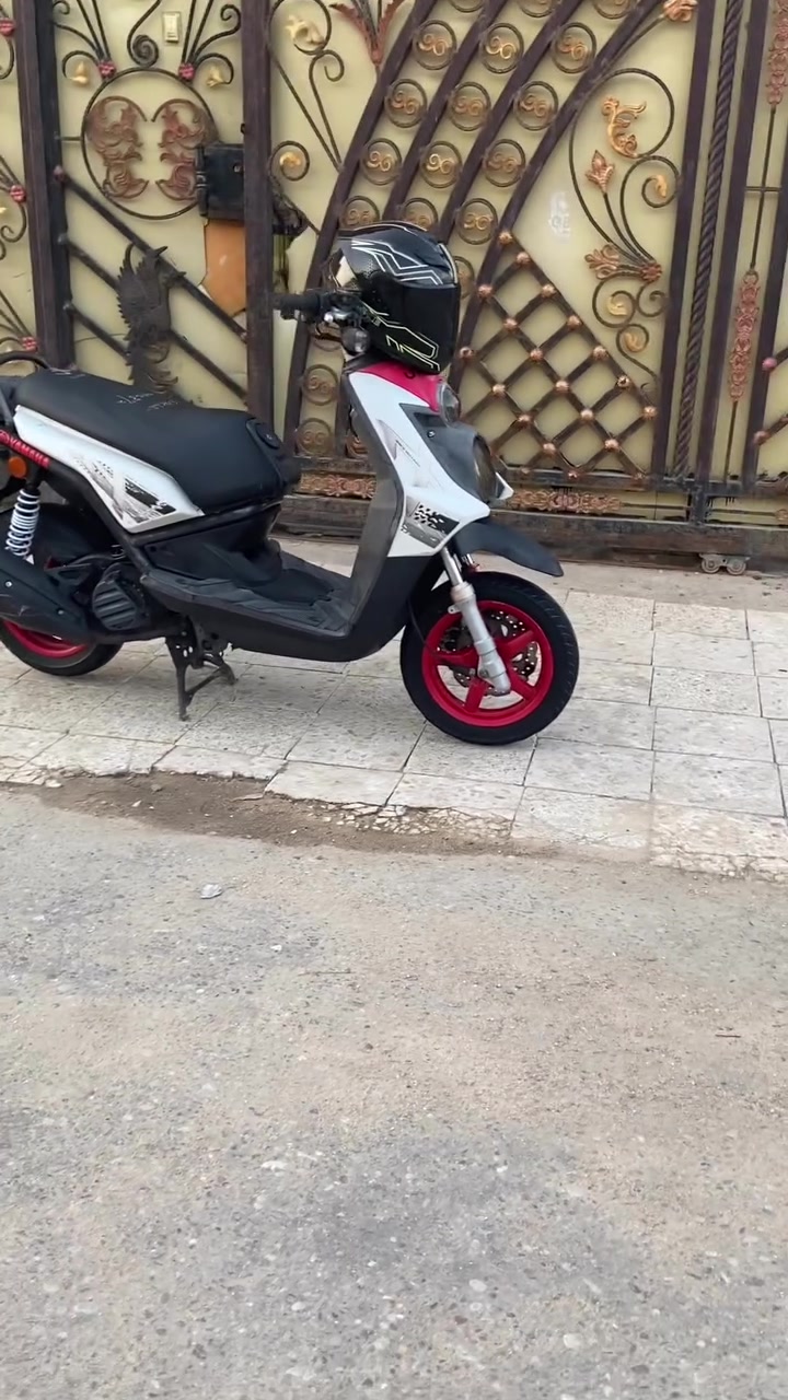 سلام عليكم دراجه سكنس جبلي للبيع دراجه كله كفاله ما صارله هواي من نازله رمبه  كله بلا بس كلجات رياضي شادله ولبلاد موجودات سعر خاص مكاني بصره تنومه رقمي ***********
