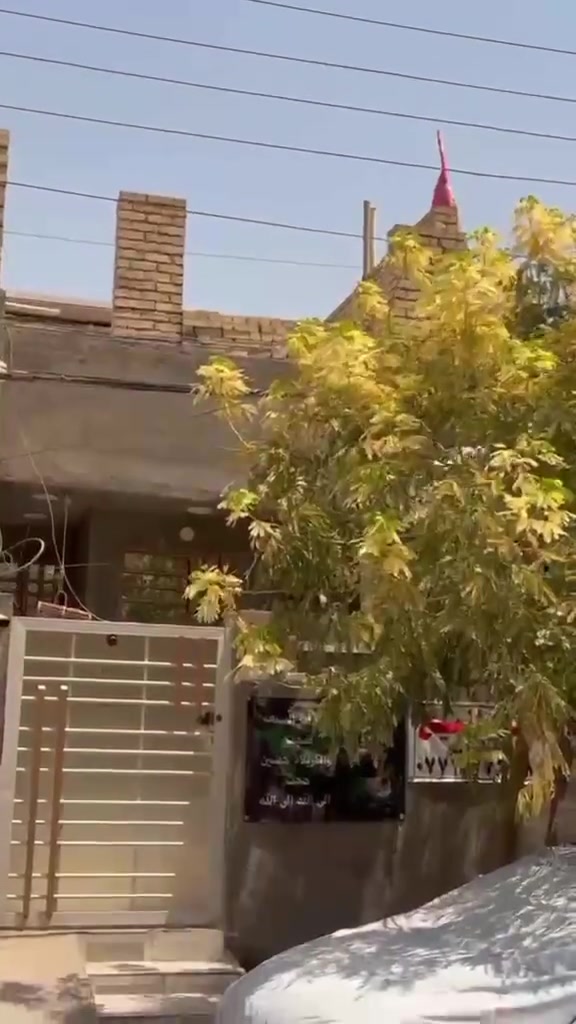 سلام عليكم بيت مساحه 100 متر واجه 5 نزال 20  طابق الاول كامل والثاني هيكل بدون سقف للبيع المكان زعفرانيه نهايه الاربع شوارع شارع المخبز الفرع 7 
للاستفسار ***********
