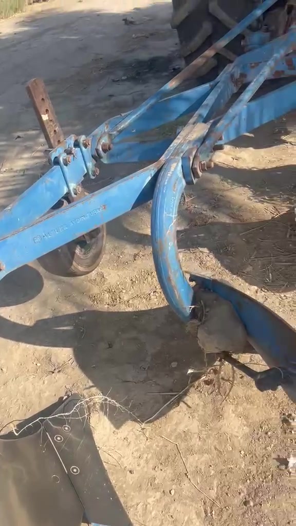 فدان البير رباعي للبيع شرط الكراب مكاني بابل جبله *********** ***********
