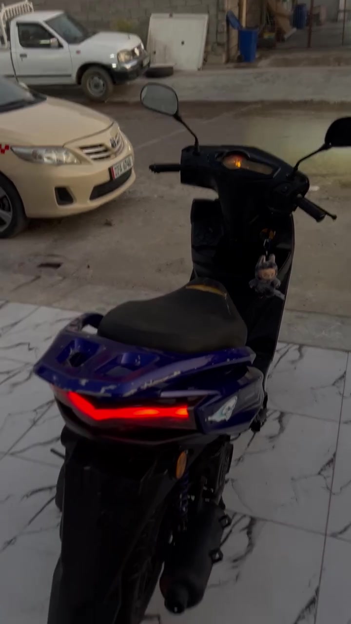 سكنس لد مكينة كبس كهربائيات كلة شغال نكرة سلف  فول نضافة و معتني بل مكينة كلش كل ١٥يوم ابدل دهن ماشاءالله ع دراجة سحب و معدل  فول نضافةسعر٥٥٠ بيها مجال كلش حلو للطيبين🤍***********
