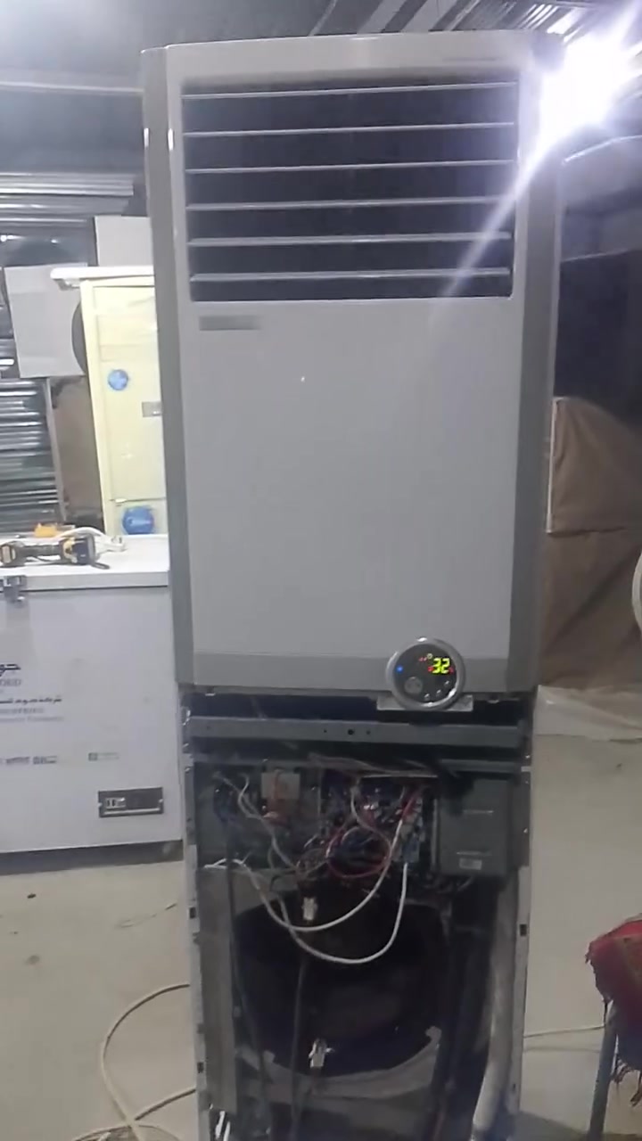 سبلت كري ٣طن دبل مروحه ماطور بلادي مامبدل بس مشحون غاز جان بي ليك بل قطعه خارجيه ومسواي شرط نضافه وعل فحص ضمان سبوع سعره ٧٥٠ هوا وشده كامل مكاني شيخ حمد طريق زملت حمدي مقابل وكيل عادل عبوو *********** بي واتساب
