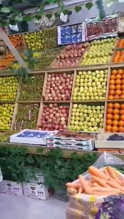ميوز مآل مخضر خشب عدد 2 عرض 5متر وارتفاعه متر وعاكسات جام عدد 2 وميوز مآل ركي مدرجات عدد 3 وميز حديد للخضراوت طوله 4متر وارتفاعه متر ومربعات خشب عدد 4يصرن بنص المحل*********** واتساب موجودالسعر 750

