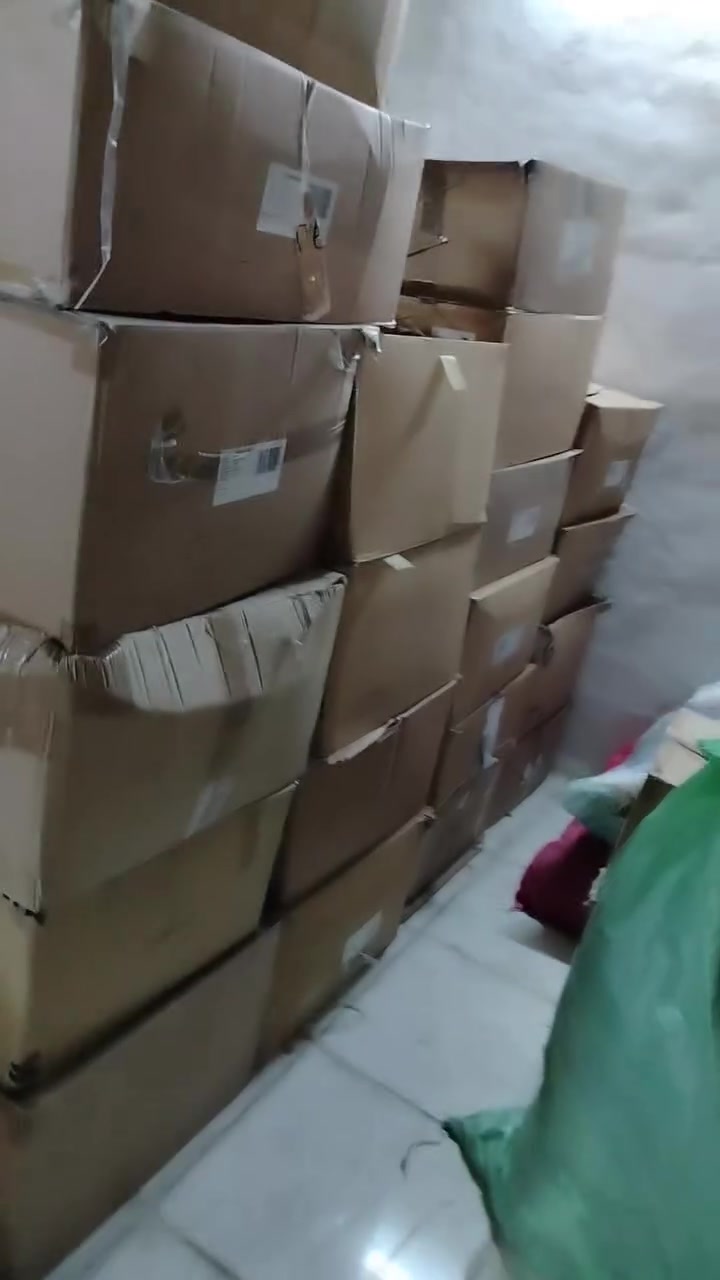 السلام عليكم ورحمة الله وبركاته
يوجد لدينا البسة نسائي اوربي اوتليت للبيع
للتواصل واتس اب ***********
