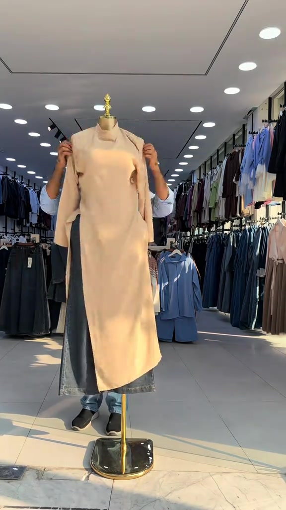 قميص طويل • بنطرون جينز • مقاسات ٣٨-٤٨