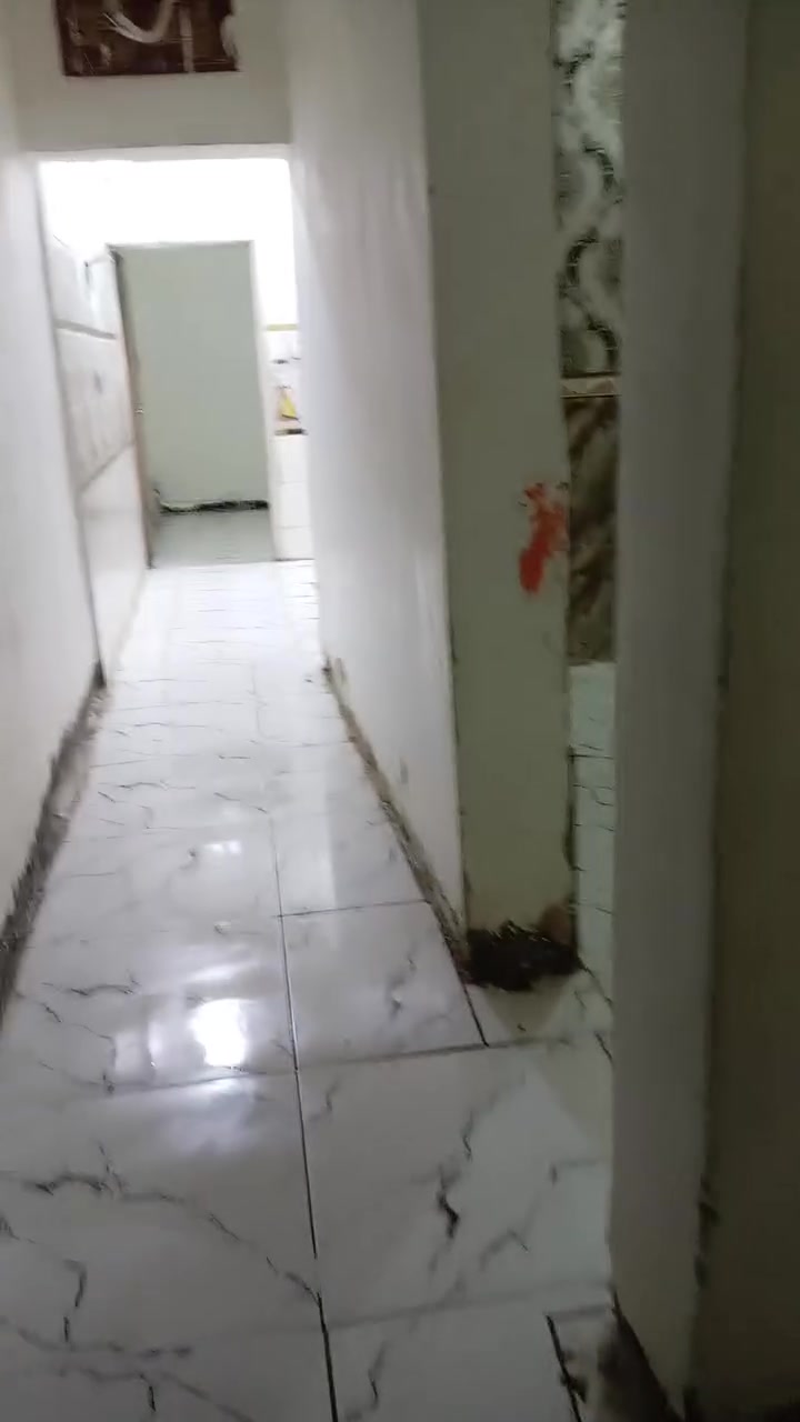 السلام عليكم عندي بيت بلجواهري للبيع البيت زراعي سند ٢٥ ٧٠مترسعره ٣٥ وبي مجال هذا رقمي *********** يرهم قسط
