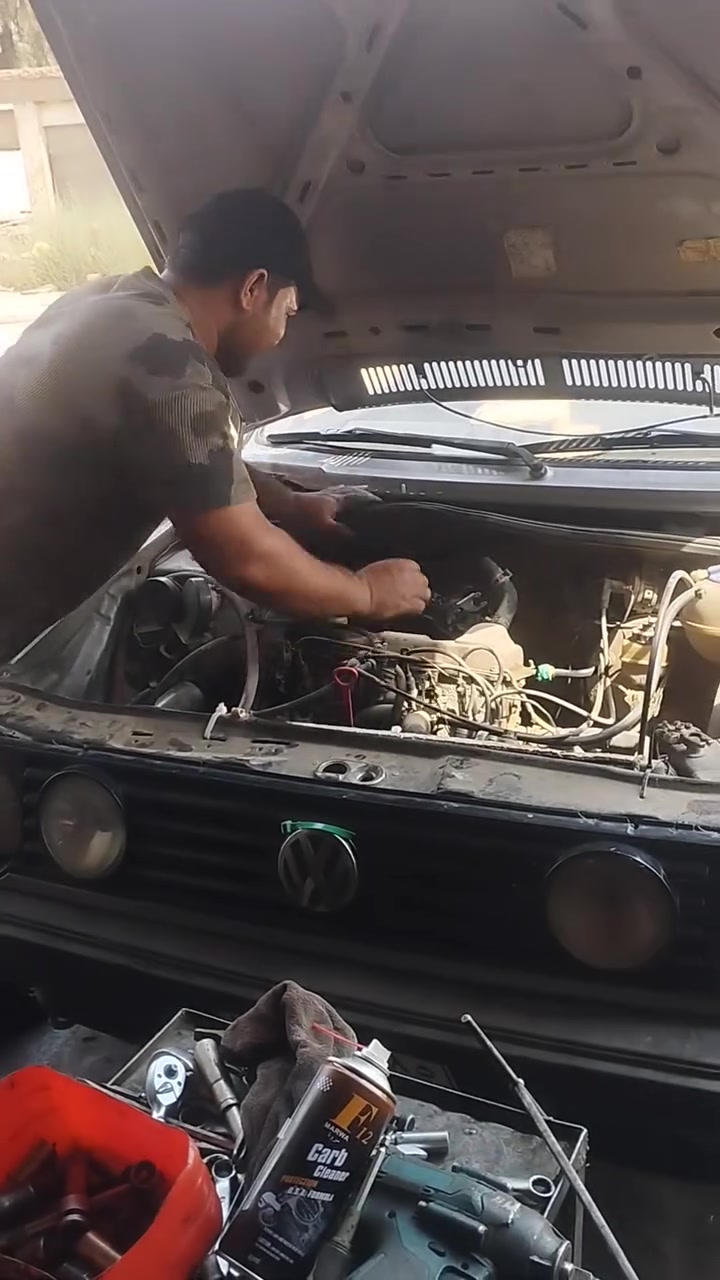اخوان حياكم الله...نصيحه لاتظل تذب فلوس هنا وهناك روح لهذه الفيتر وترحملي شرط ما يسويك حقل تجارب شغله دقيق ومرتب وما يتعاجز واني لاعندي مصلحه يمه ولاكرايبي بس رجال ينصح وشغل حلو وهذه رقمه ***********... ضياء ابو زينب
