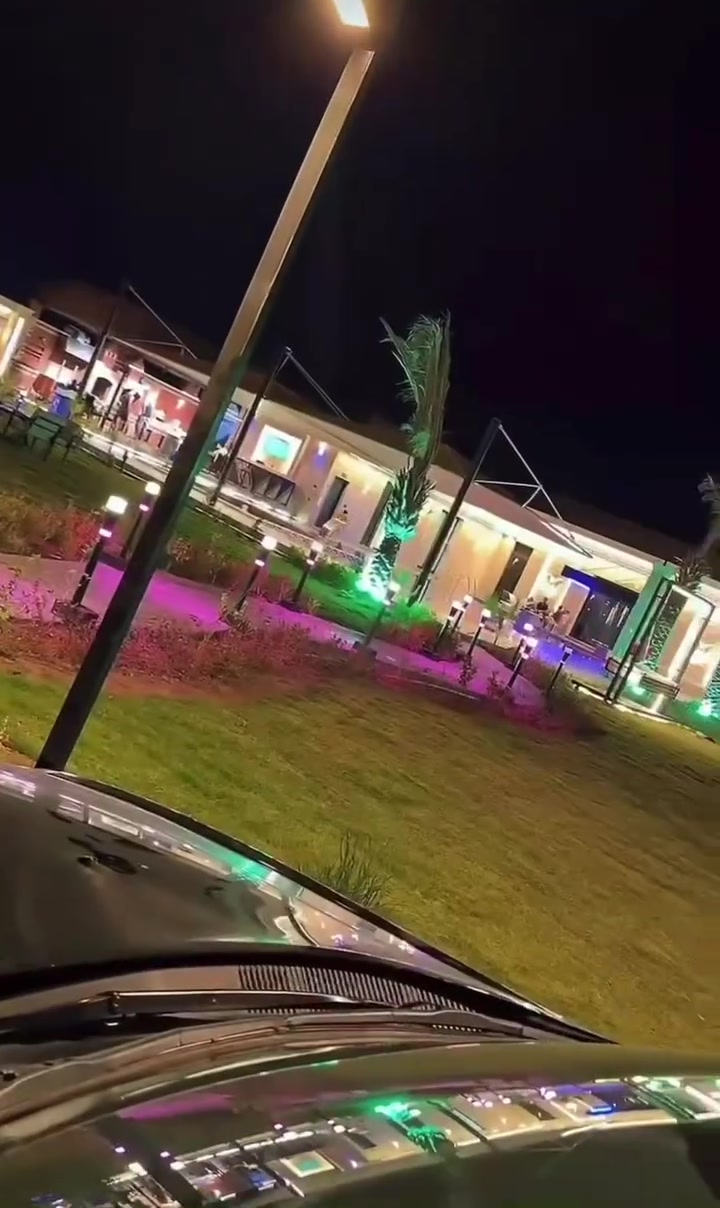 مزرعة ديفا ستي في منطقة ابو غريب متوفرة للحجز

نص مكتوب في الصور:
- DEVASTY مزرعة ديفاستي DEVASTY FARM للإيجار بغداد / أبو غريب جلسات خارجية جلسات داخلية مسبح خارجي مسبح داخلي أوقات الشفتات الشفت الصباحي: من الساعة 9:00 صباحاً إلى الساعة 6:00 مساءً الشفت المسائي : 8:00 مساءً - 6:00 صباحاً الشروط والأحكام 1. يجب الاتصال قبل 24 ساعة للحجز 2. لا يجوز إرجاع المبلغ بعد مرور 24 ساعة على وقت الحجز 3. ممنوع دخول المشروبات الكحولية 4. الالتزام بعدد الأشخاص المتفق عليهم في الحجز 5. عدم استخدام السماعات والمضخمات الصوتية في المزرعة 6. يجب عدم تجاوز الوقت المسموح به بالحجز للتواصل: *********** DEVASTY