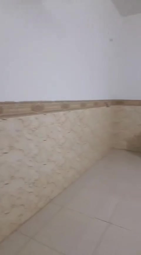 اعلان بيت إيجار.
بيت طابق ثاني معزول تماما  في #الرمادي الحوز خلف مصرف الورار اي خلف الرعايه الاجتماعية . قرب مستشفى النسائيه والأطفال.  بناء جديد كامل من كلشي الايجار ٤٠٠ الف وبي مجال  يحتوي ع خط انترنت مجاني. للإستفسار الاتصال . ***********
