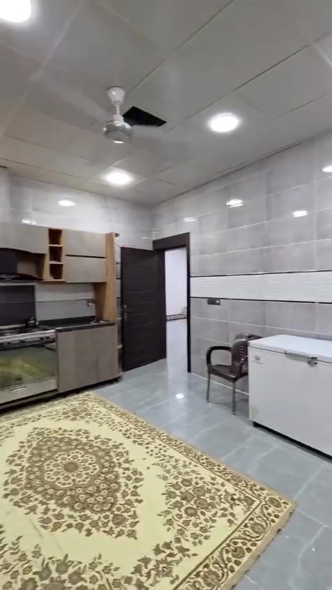 دار للبيع زراعي مساحة 200متر طابقين موقع حمزلي مقابل كراج بغداد//4غرف نوم واستقبال هول مطبخ وصحيات كراج البيت فول سيراميك سقف مغربي ثانوي اي استفسار عله خاص او اتصل ***********
