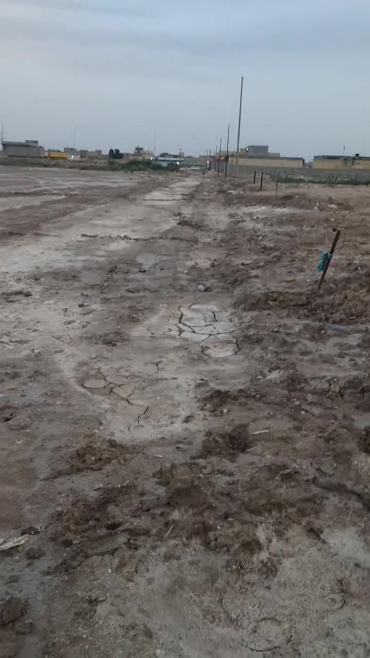 قطعة للبيع 250م طابو زراعي سند 25
نزلت الجسر الاخضر 
السعر مناسب
***********
