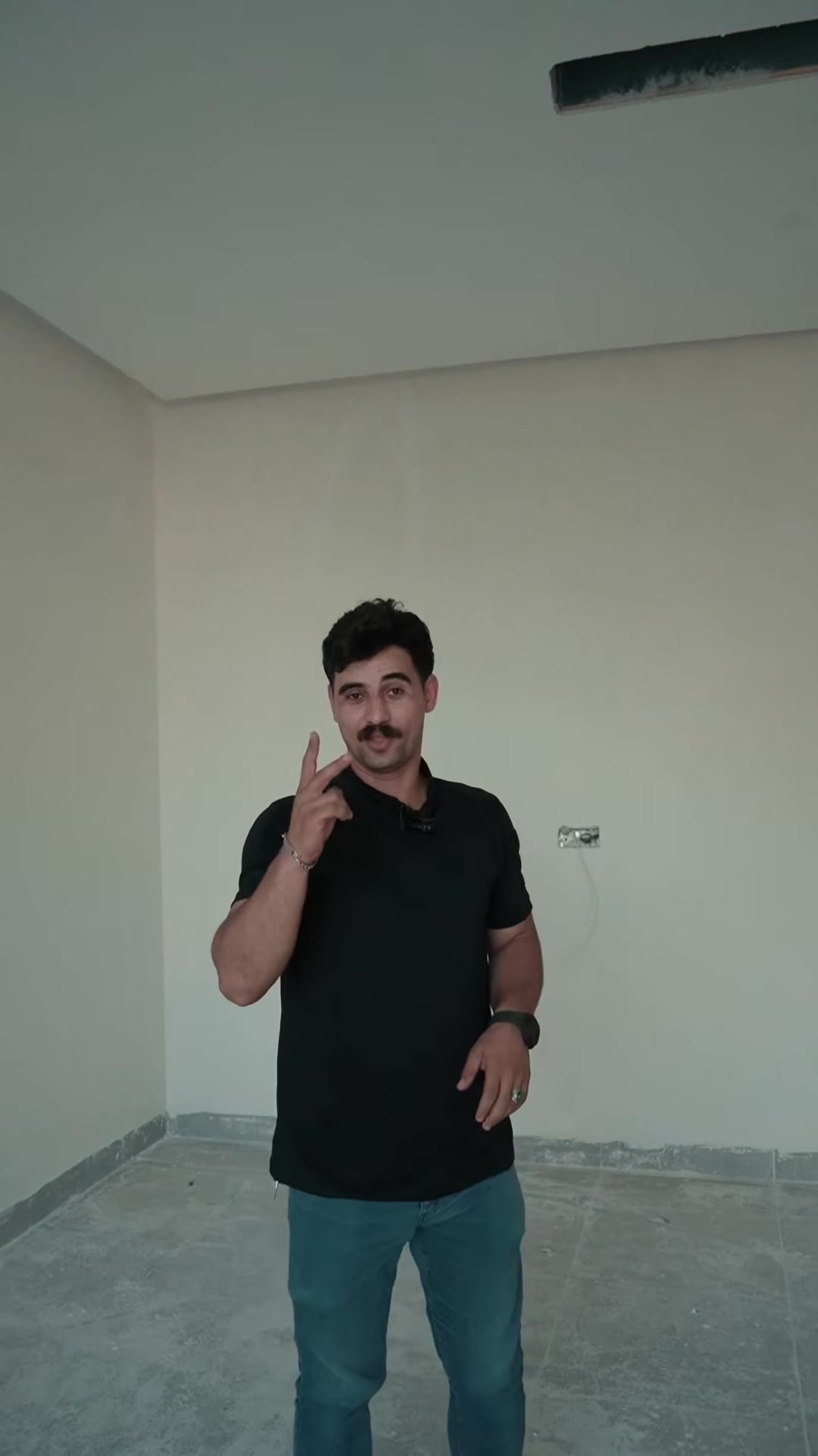 تم بحمد الله تسليم منزل سكني (فول مواصفات) وفق أعلى معايير الجودة والإتقان.

في العمر سنتر للمقاولات والبناء نلتزم بتنفيذ كل مشروع كما يطمح إليه العميل، مع الاهتمام بأدق التفاصيل في جميع مراحل العمل، من التصميم وحتى تسليم المفتاح.

إذا كنت تخطط لبناء منزلك، فنحن جاهزون لتحويل فكرتك إلى واقع.

للاستفسار: 📞 ***********

#العمر_سنتر
#العمر_سنتر_للمقاولات_والبناء
#تسليم_منزل
#تسليم_مفتاح
#فول_مواصفات
#بناء_منازل
#مقاولات
#تشطيبات
#تصميم_معماري
#إشراف_هندسي
#تنفيذ
#كركوك
#العراق
