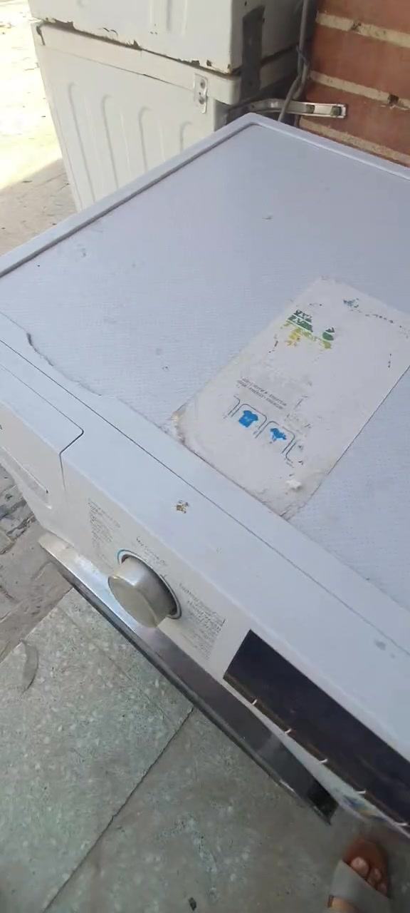 ١٧٥ جديده استعمال قليل العنوان النجف حي الميلاد خلف مدرسة مهد الحضارات في السوق الميلاد الجديد ***********//***********
